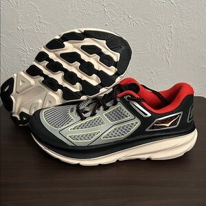 Hoka Clifton One9